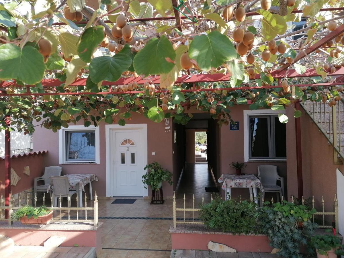 Rooms Katarina Kadumi Exterior photo