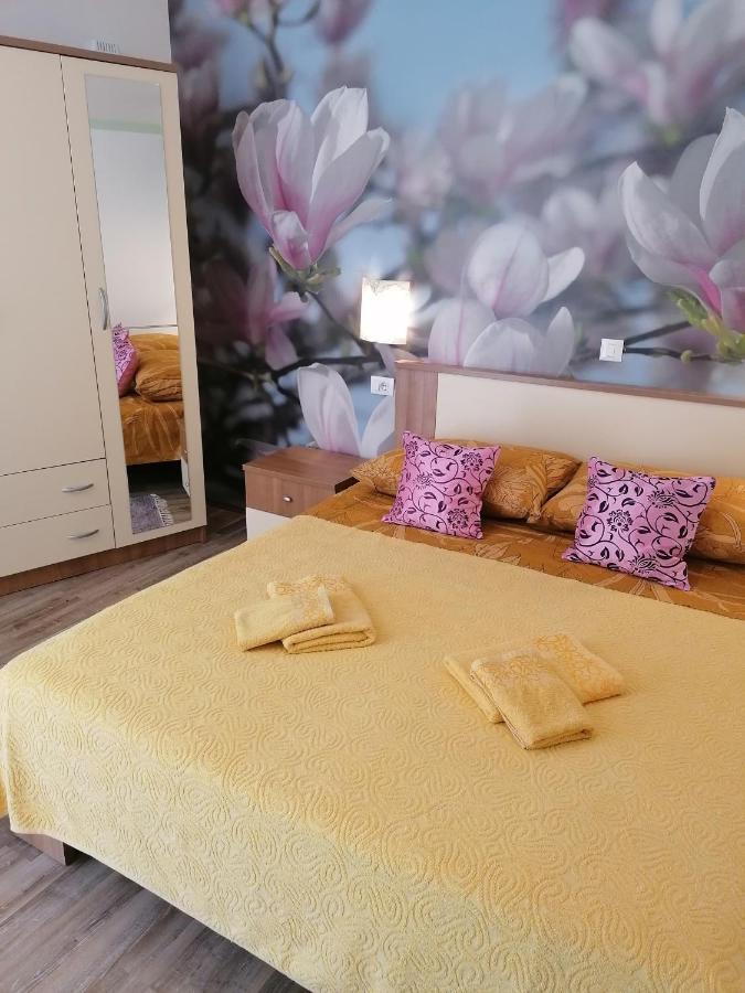 Rooms Katarina Kadumi Exterior photo